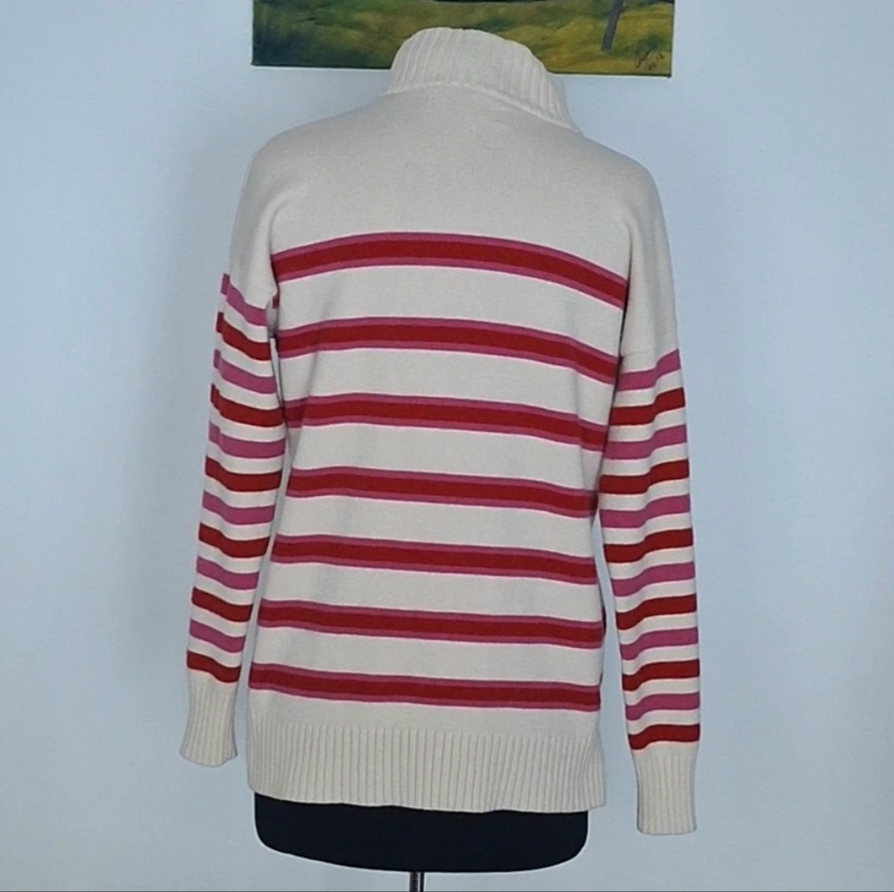 Loft Sweater - Picture 3 of 9